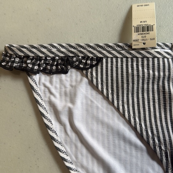 [Aerie] NWT Black White Seersucker Gingham Ruffle Bikini Bottom - Picture 4 of 8